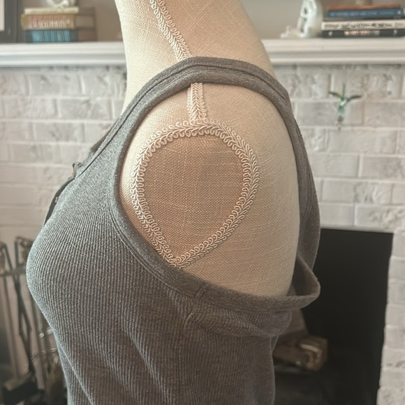 Aerie Gray Tank Top - Picture 2 of 5